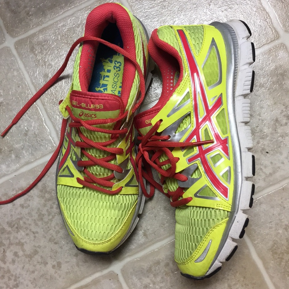 ASICS tennis shoes